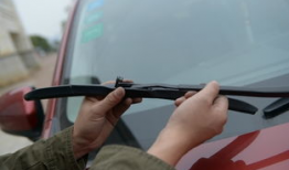 换雨刮器视频,换雨刮器全步骤详解